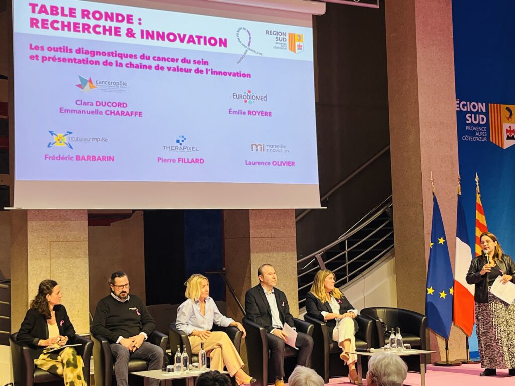 Table ronde cancer du sein – Hôtel de Région Table ronde sur le cancer du sein avec Clara Ducord, Pierre Fillard, Emmanuelle Charafe, Frédéric Barbarin, Laurence Olivier et Emilie Royère