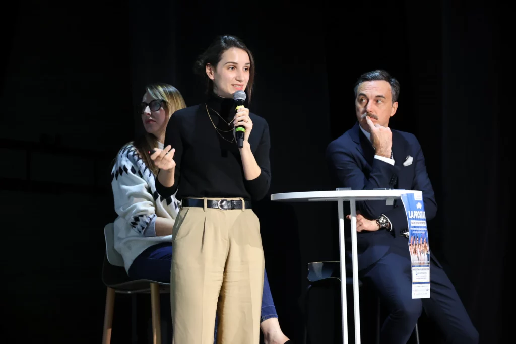 Dr Flora BARTHE, urologue spécialisée en andrologie, praticien hospitalier, Hôpital Broussaille CH Cannes et Pasteur CHU de Nice