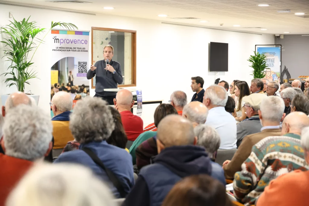 Dr Cédric KHOURY, radiothérapeute, Saint-Louis Croix-Rouge Française