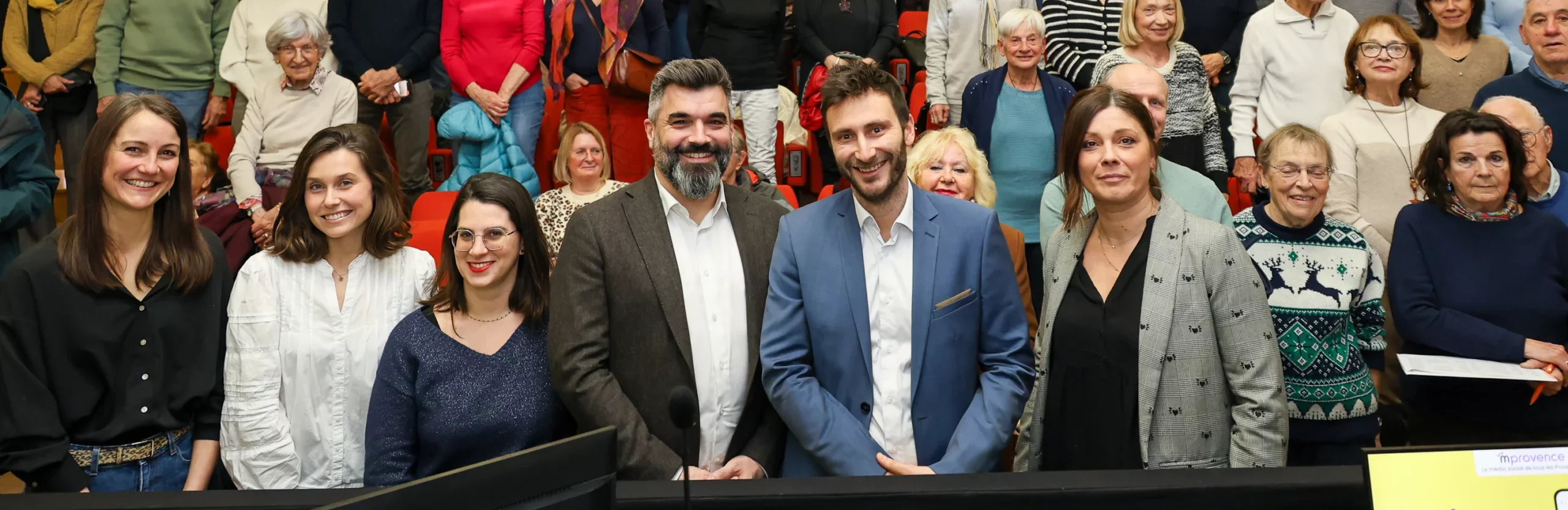 Isabelle GOUMY et Sophie MAUDUIT, orthophonistes, Dr Laetitia ROS, chirurgienne ORL, Hôpital de la Conception (APHM), Justin MICHEL, chef du service ORL, Hôpital de la Conception (APHM), Dr Stéphane GARGULA, chirurgien ORL, Hôpital de la Conception (APHM), Dr Anne FARINETTI, chirurgienne ORL, Hôpital de la Timone (APHM)