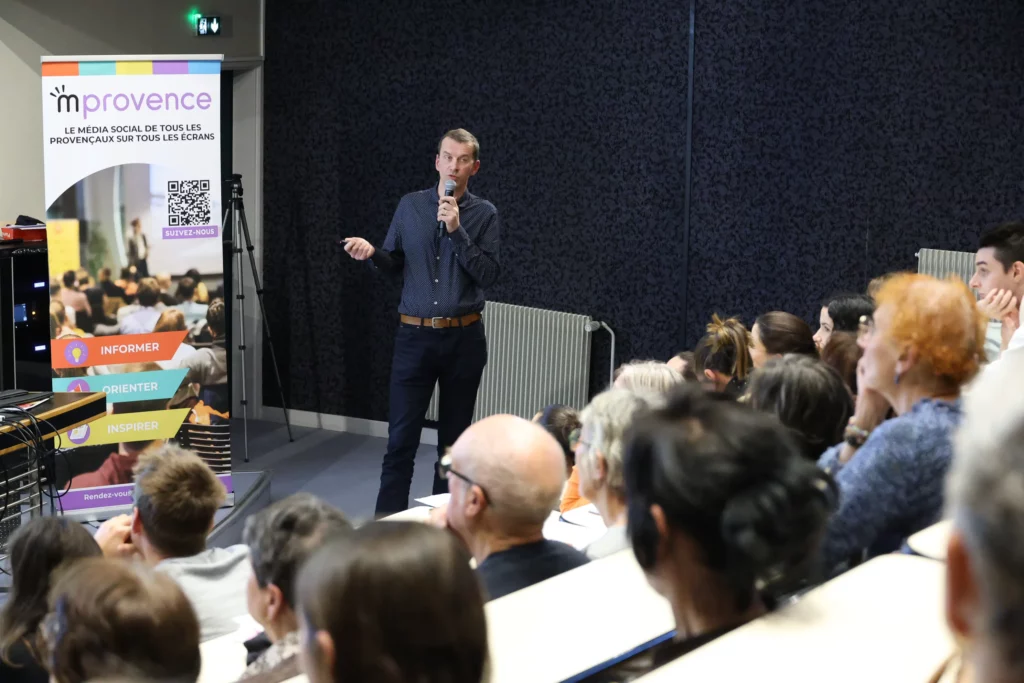 Dr Philippe CHEVASSUS, hépato-gastro-entérologue, Centre Hospitalier Intercommunal des Alpes du Sud
